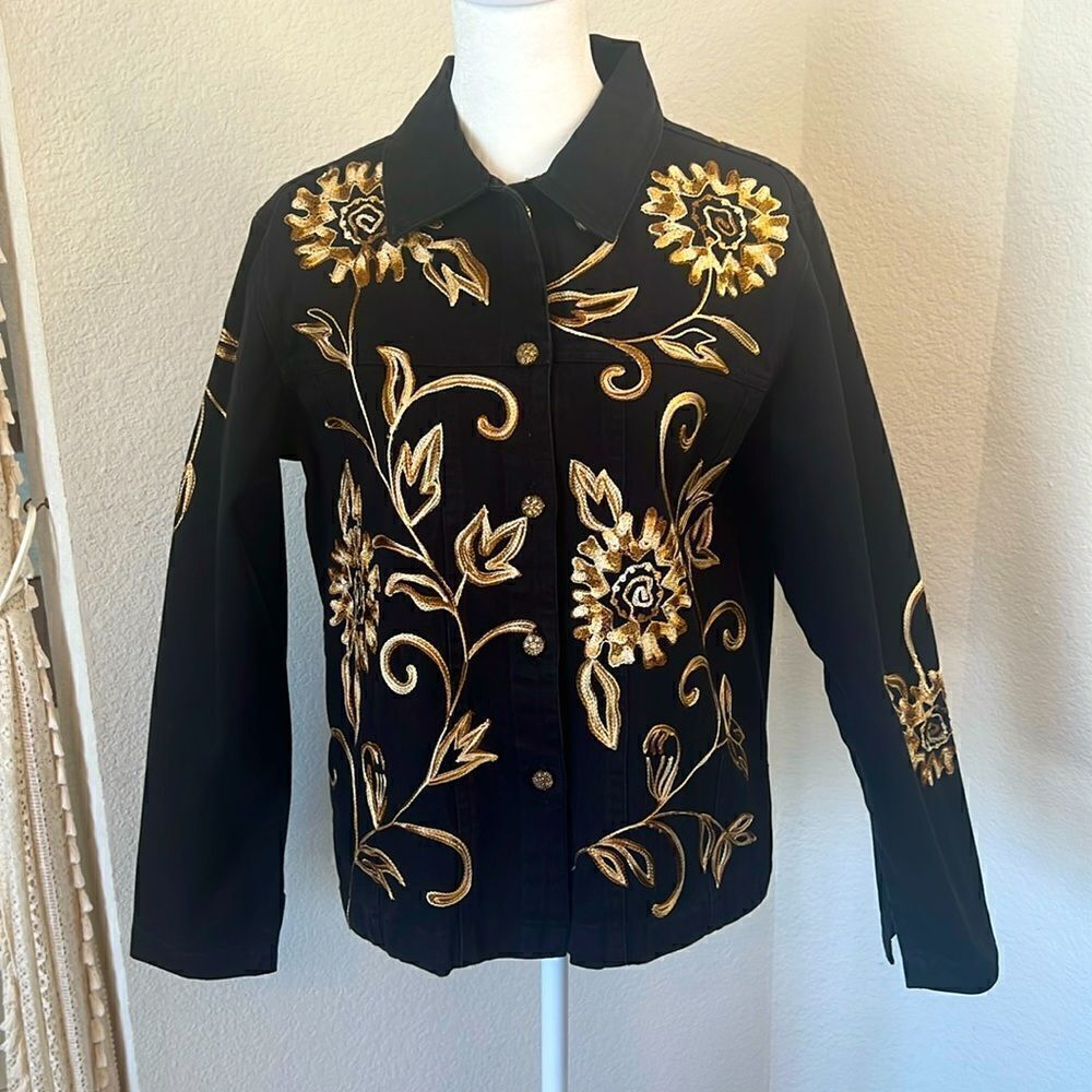 Beautiful West End 100% Cotton Embroidered Denim Jacket ~ Size Small